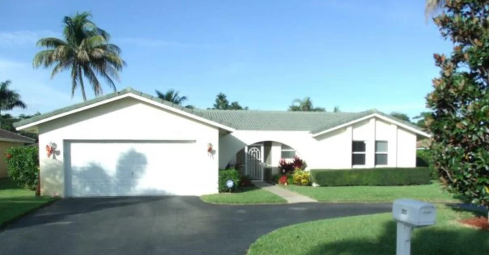 Unit for sale at 282 NW 90th Avenue, Coral Springs, FL 33071