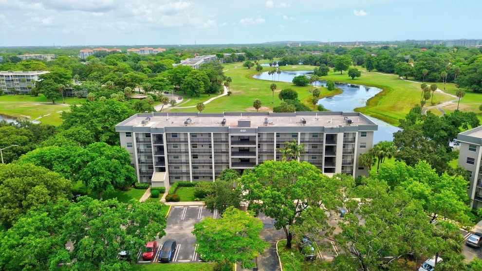 Unit for sale at 4191 Cypress Reach Court, Pompano Beach, FL 33069