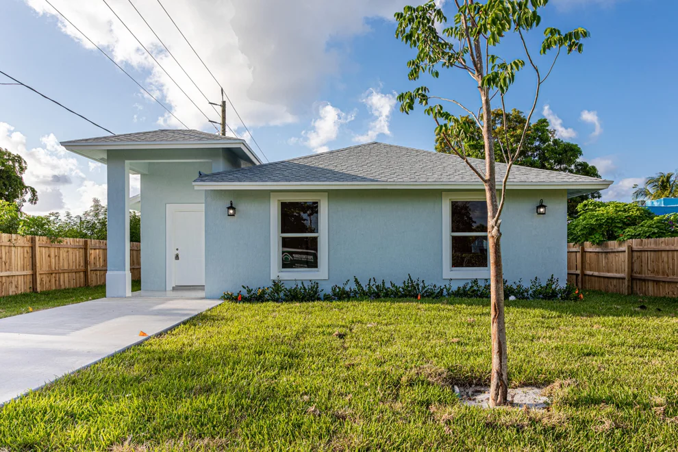 Unit for sale at 1142 19th Avenue N, Lake Worth Beach, FL 33460