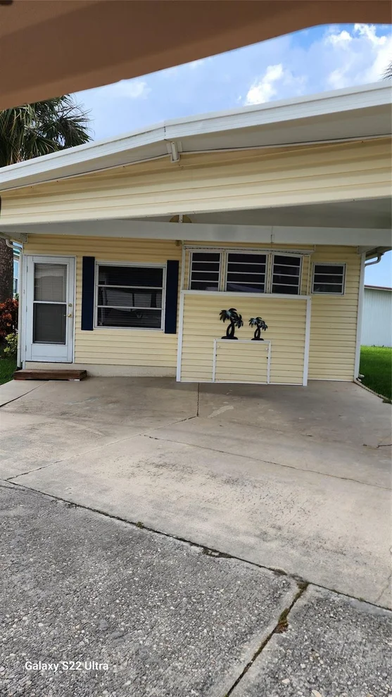 Unit for sale at 6551 SE 56th Street, Okeechobee, FL 34974