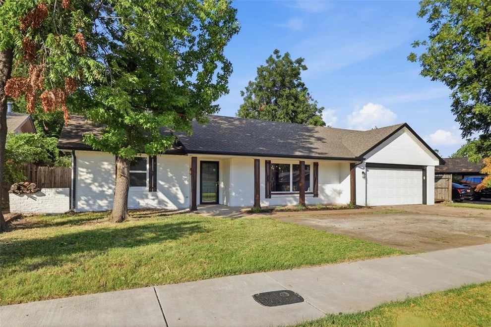 Unit for sale at 2704 NW 110th Street, Oklahoma City, OK 73120