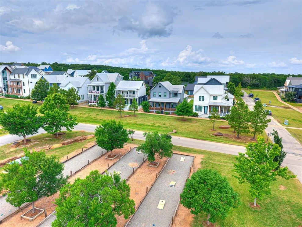 Unit for sale at 57 Lower Green Way, Carlton Landing, OK 74432