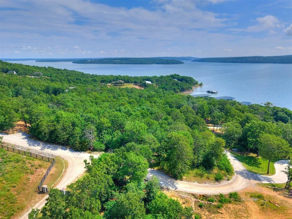 Unit for sale at 305 Stone Ridge Road, Eufaula, OK 74432