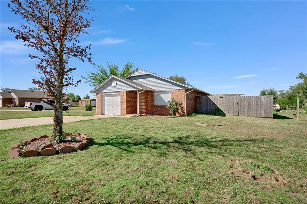 Unit for sale at 4400 Traditional Way, Shawnee, OK 74804