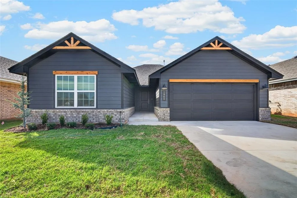 Unit for sale at 1905 Sage Valley Terrace, Yukon, OK 73099