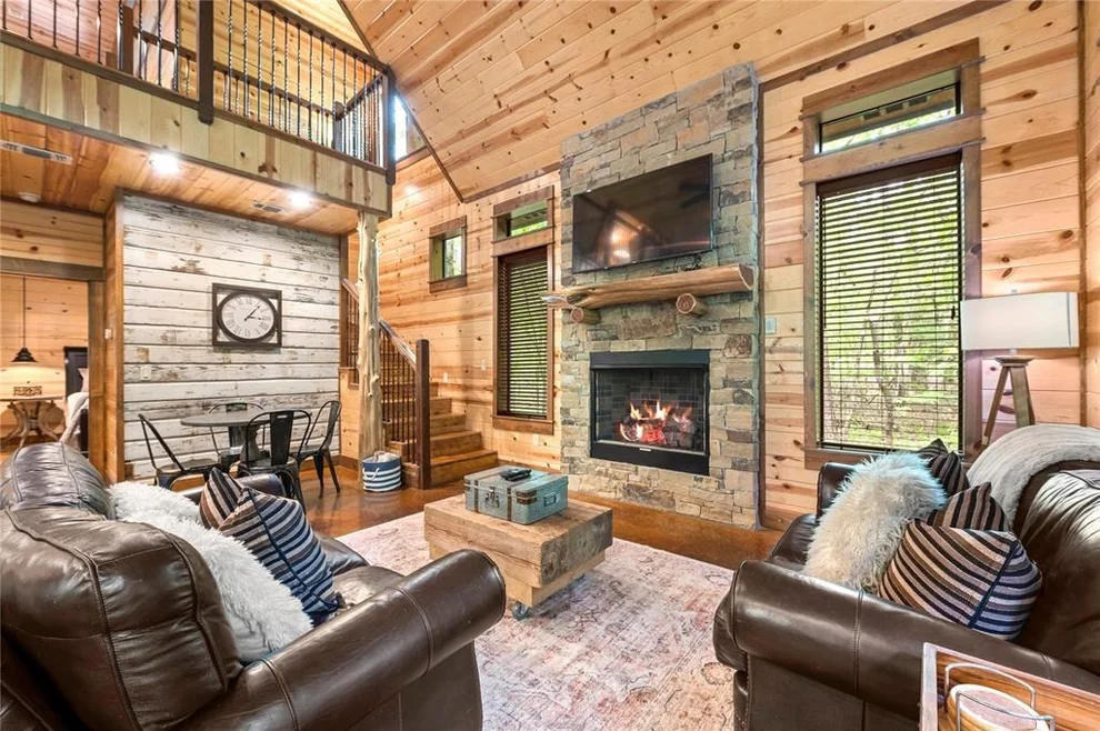 Unit for sale at 111 Fork Creek Trail, Broken Bow, OK 74728