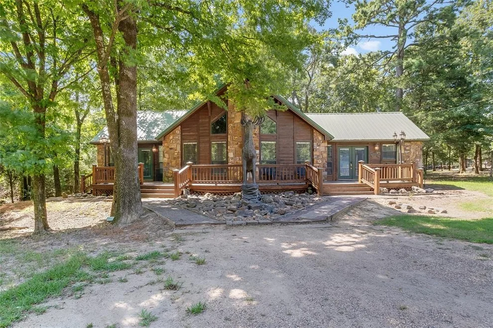 Unit for sale at 20 Woodland Circle, Broken Bow, OK 74728