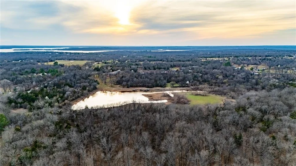 Unit for sale at 16303 E Rock Creek Road, Norman, OK 73026