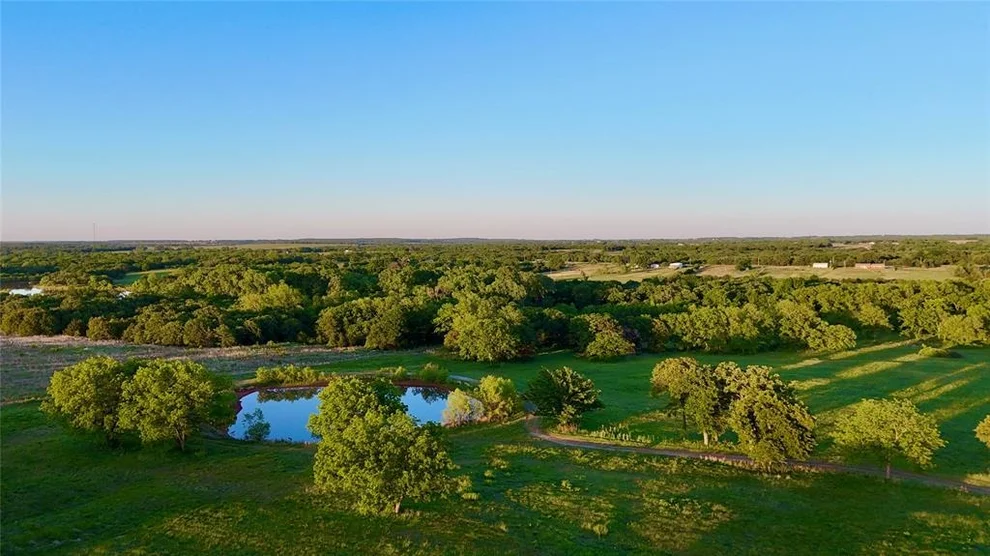 Unit for sale at 344532 E 1060 Road, Meeker, OK 74855