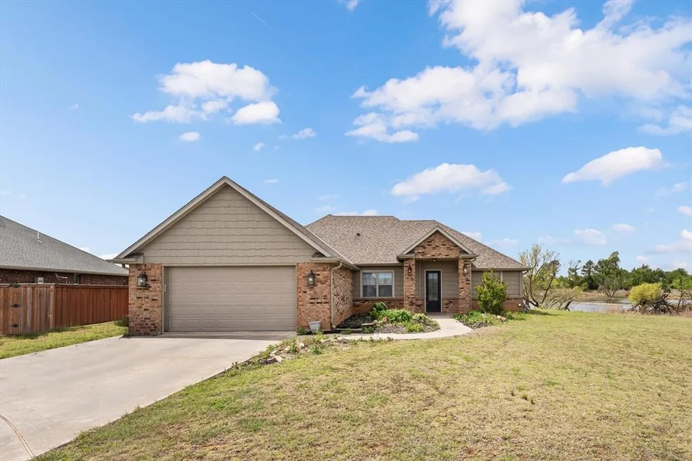 Unit for sale at 15 Blue Meadow Drive, Elgin, OK 73538