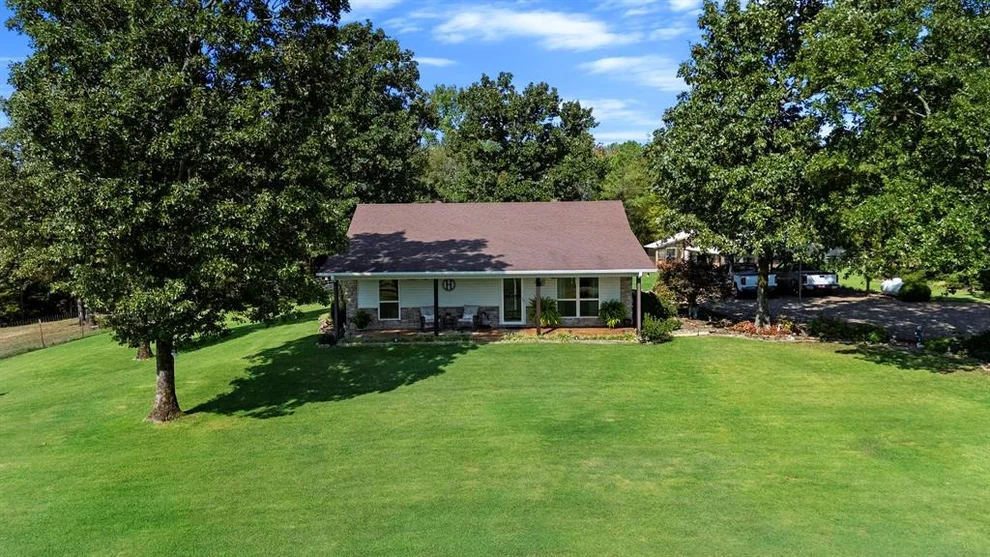 Unit for sale at 579 Stuffy Road, Eagletown, OK 74734