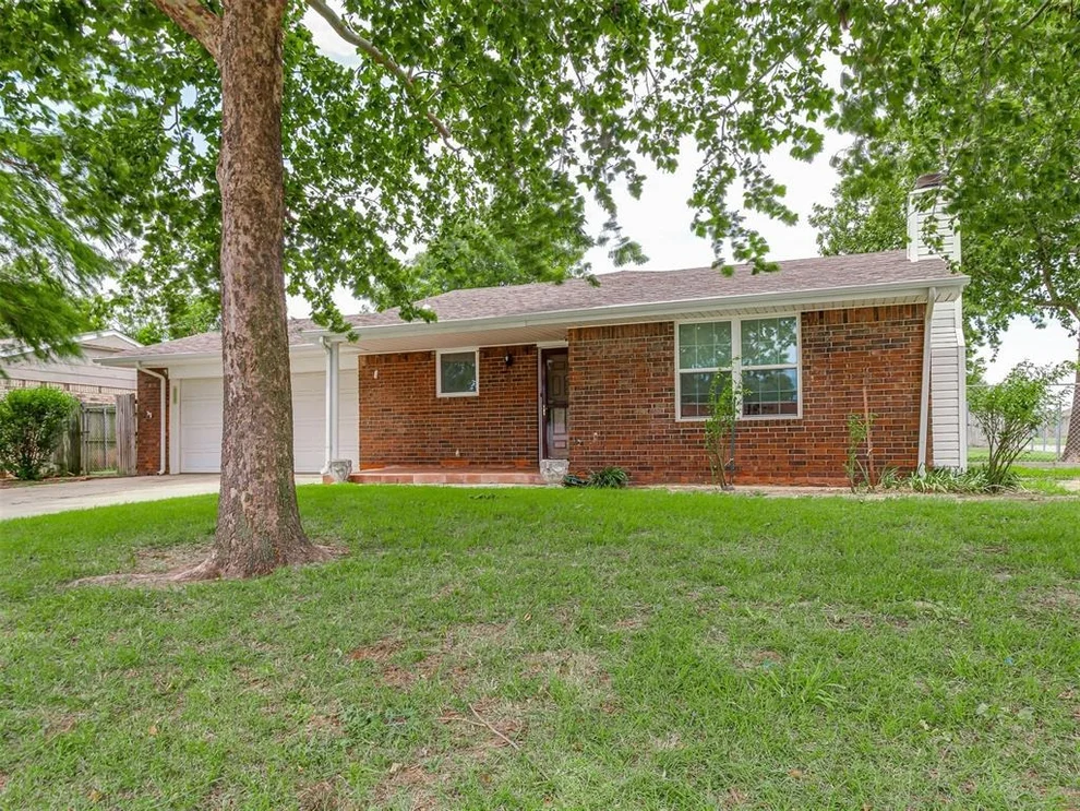 Unit for sale at 2800 S Meyers Drive, El Reno, OK 73036
