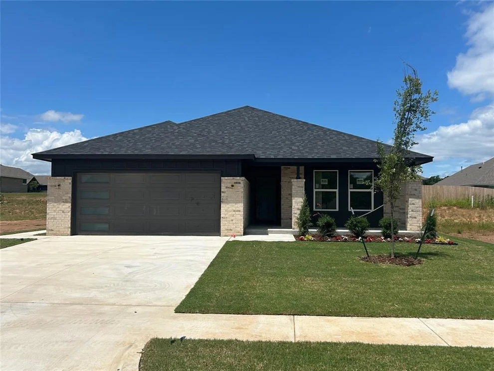 Unit for sale at 1203 Honeysuckle Hollow Drive, Noble, OK 73068