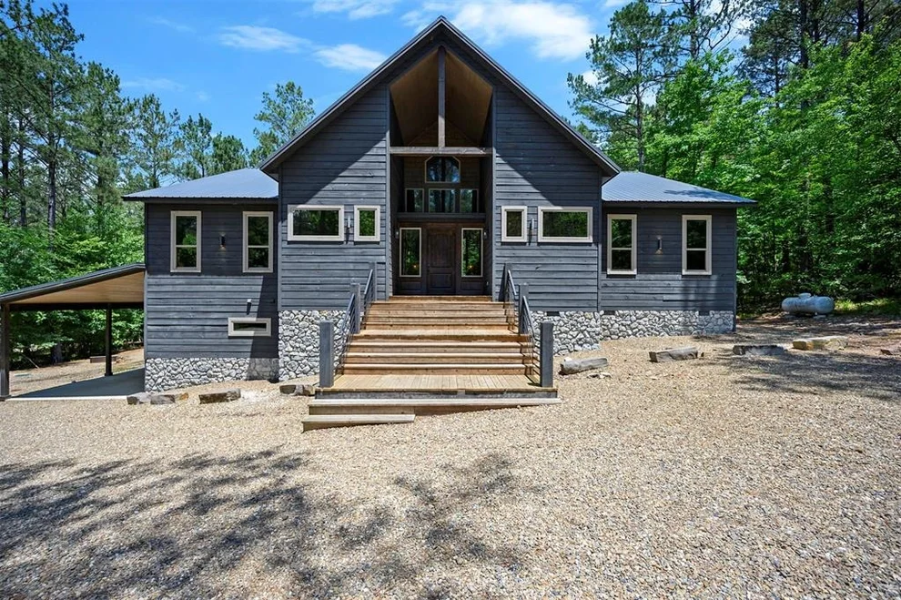 Unit for sale at 171 Green Apple Trail, Broken Bow, OK 74728