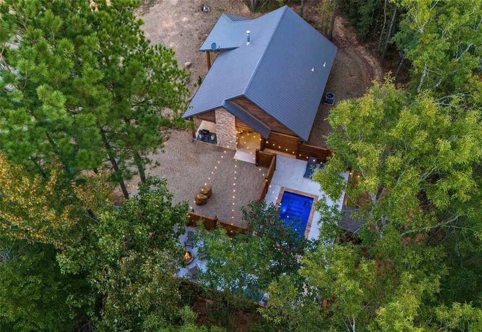 Unit for sale at 973 Burton Road, Broken Bow, OK 74728