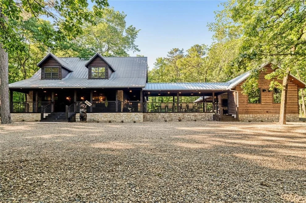 Unit for sale at 61 Jetty Lane, Hochatown, OK 74728