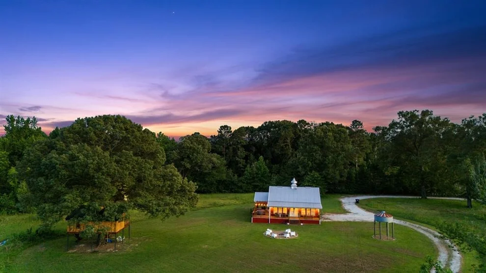 Unit for sale at 1654 Rhoden Road, Broken Bow, OK 74728