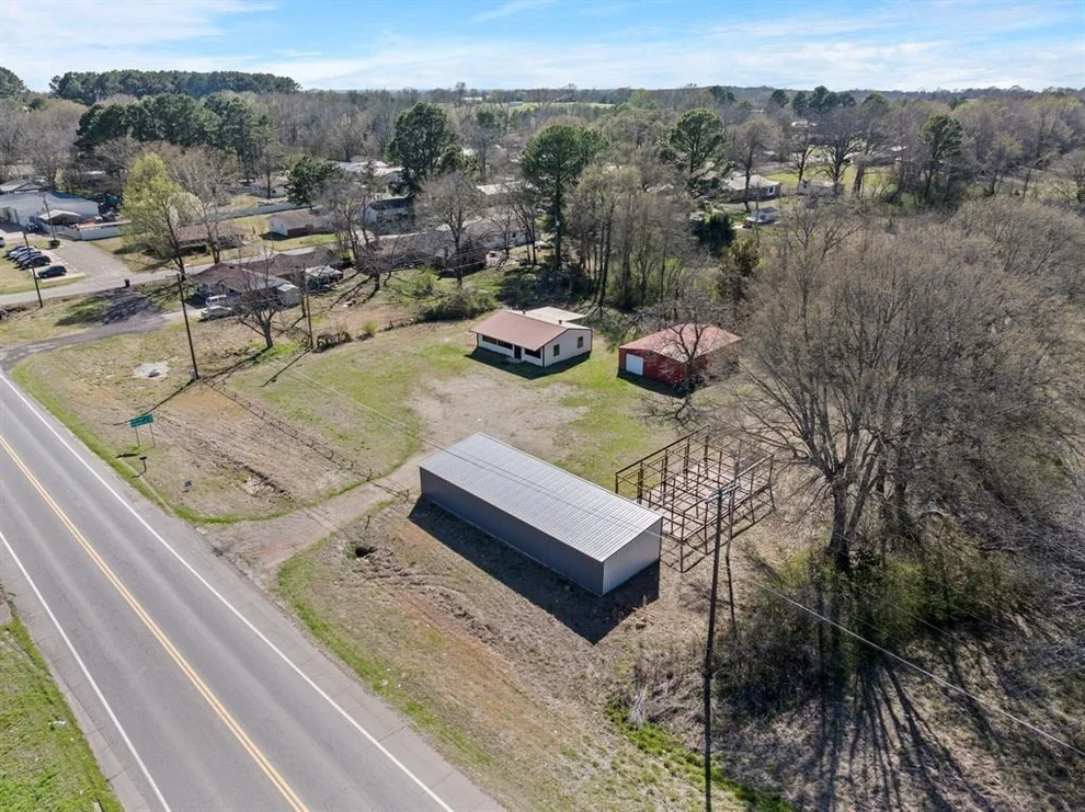 Unit for sale at 1705 S Central Avenue, Idabel, OK 74745