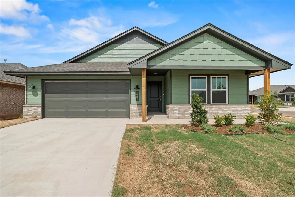 Unit for sale at 1901 Sage Valley Terrace, Yukon, OK 73099