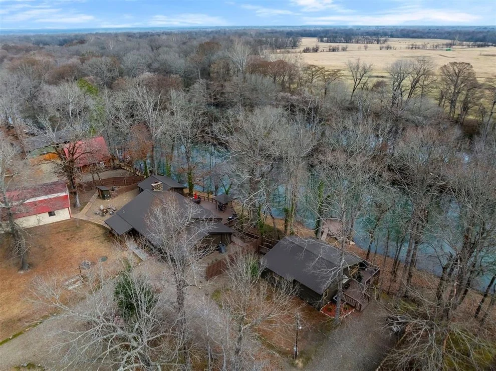 Unit for sale at 732 Red Fox Road, Broken Bow, OK 74728