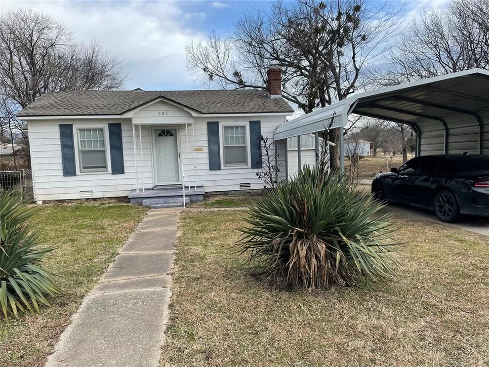 Unit for sale at 105 W 14th Street, Wewoka, OK 74884