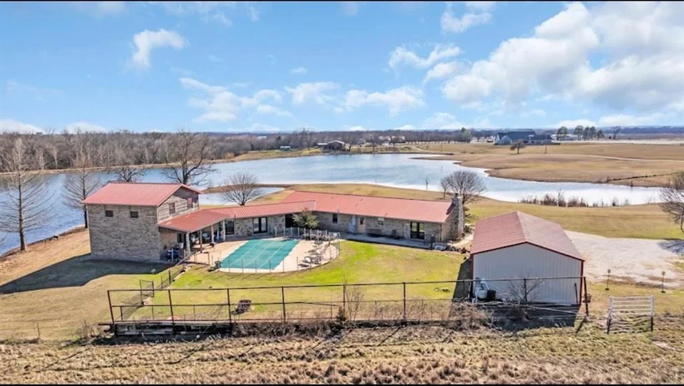 Unit for sale at 380 Blue Bell Road, Springer, OK 73458