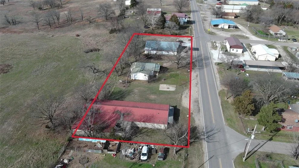 Unit for sale at 103 S Shawnee Avenue, Okemah, OK 74859