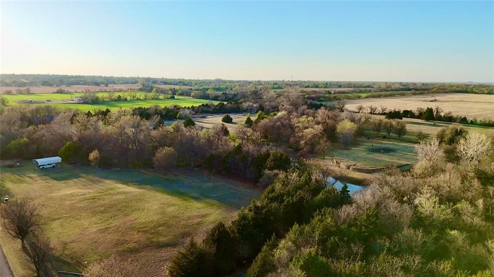 Unit for sale at 1 Horseshoe Bend Road, Oklahoma City, OK 73169