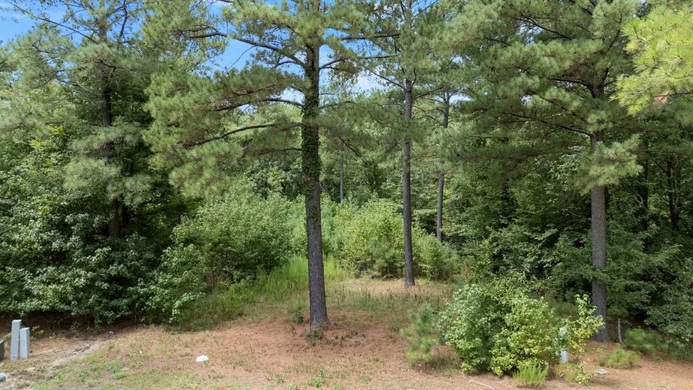 Unit for sale at 179 Coffee Tree Trail, Broken Bow, OK 74728