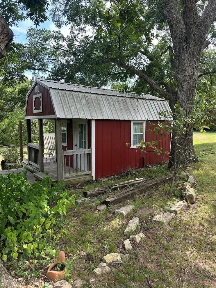 Unit for sale at 401 S Catherine Street, Pauls Valley, OK 73075