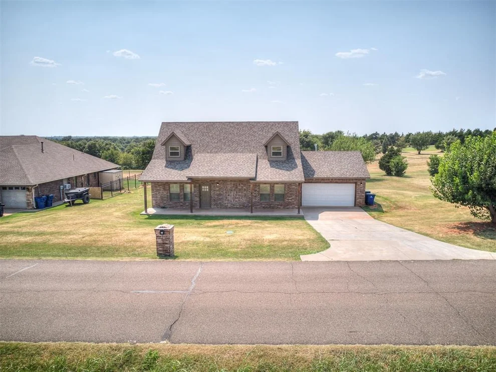 Unit for sale at 517 S Broadway Avenue, Guthrie, OK 73044