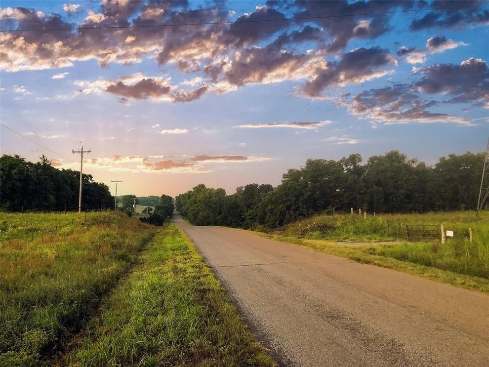 Unit for sale at 21725 N Pottawatomie Road, Luther, OK 73054