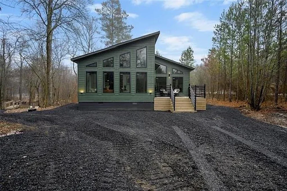 Unit for sale at 396 Spruce Trail, Broken Bow, OK 74728