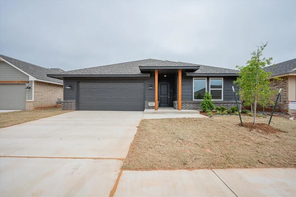 Unit for sale at 10645 SW 18th Street, Yukon, OK 73099