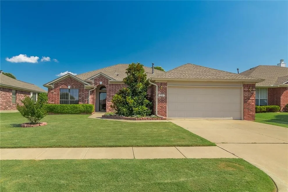 Unit for sale at 2728 NW 163rd Street, Edmond, OK 73013
