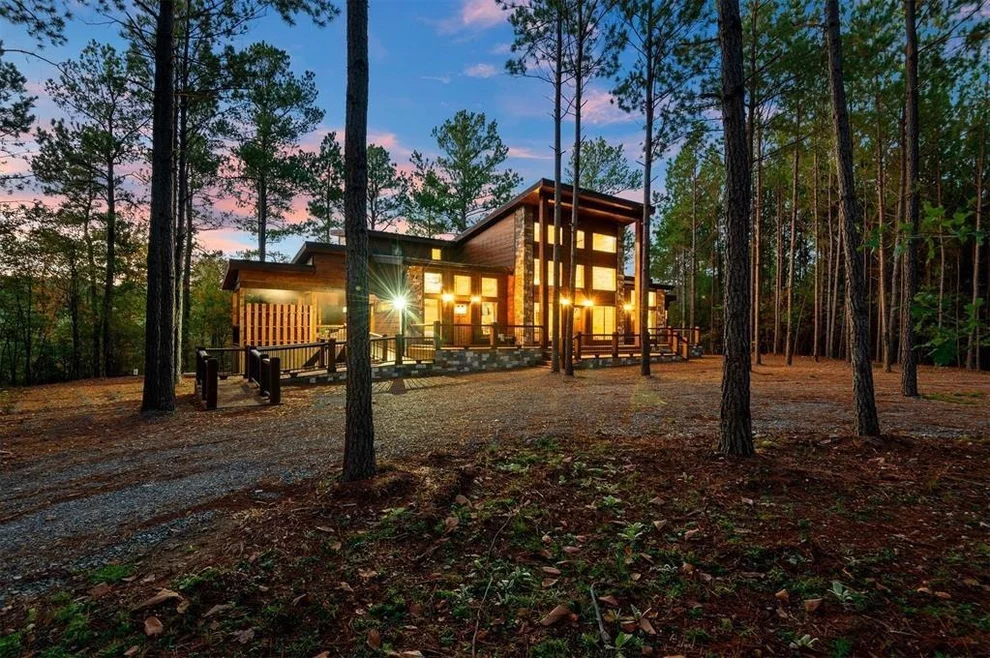 Unit for sale at 453 Bear Pine Trail, Broken Bow, OK 74728