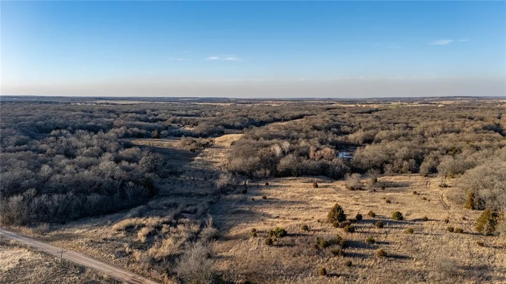 Unit for sale at 0000 Camelback Road, Elmore City, OK 73433