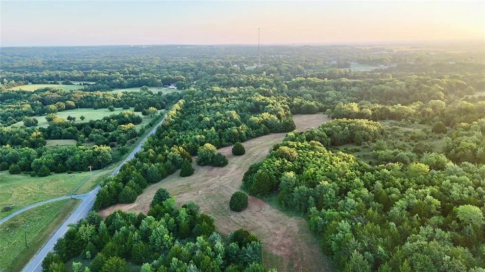 Unit for sale at 2 N 3480 Road, Earlsboro, OK 74840