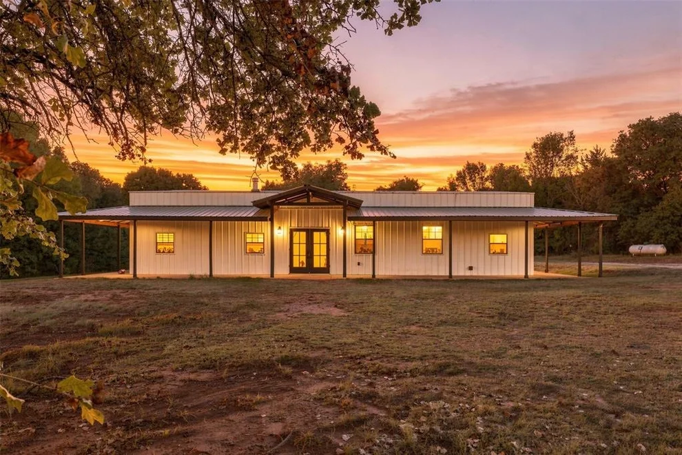 Unit for sale at 21050 SE 192nd Street, Wanette, OK 74878