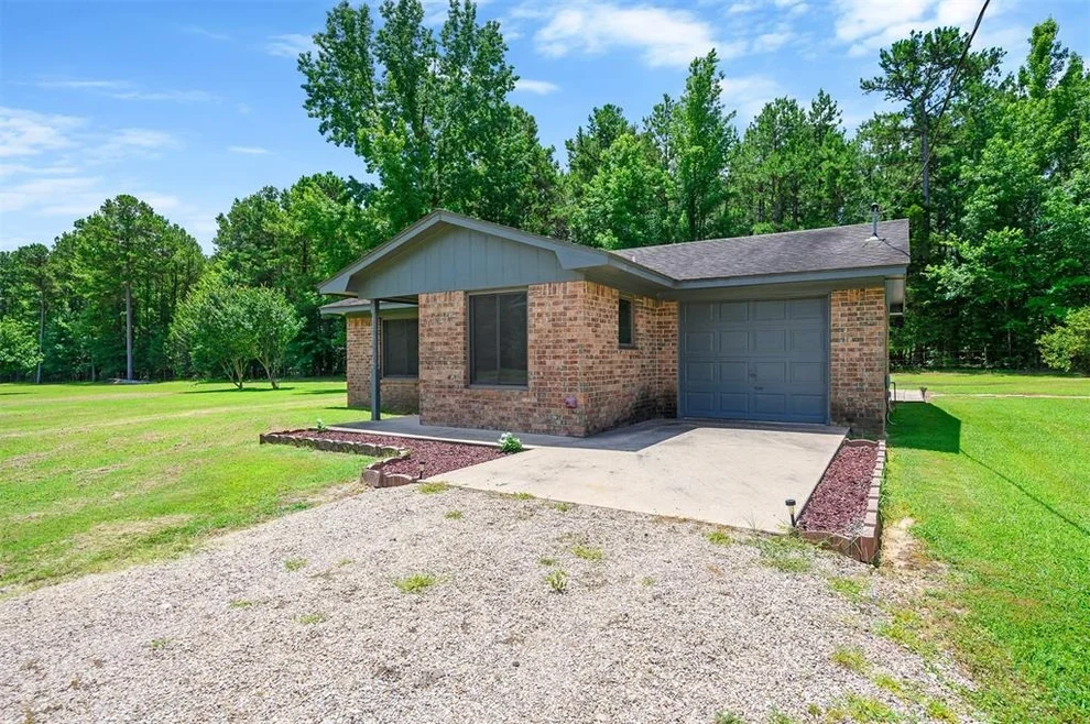 Unit for sale at 3616 E 1980 Road, Fort Towson, OK 74735