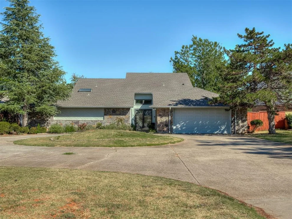 Unit for sale at 10604 Admiral Drive, Oklahoma City, OK 73162