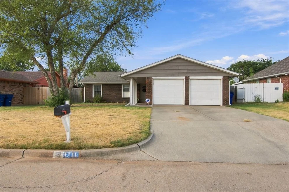 Unit for sale at 1711 Fremont Drive, The Village, OK 73120
