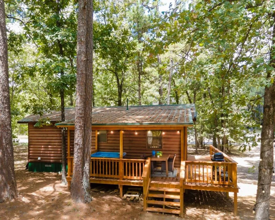 Unit for sale at 185 Lost Cedar Trail, Broken Bow, OK 74728