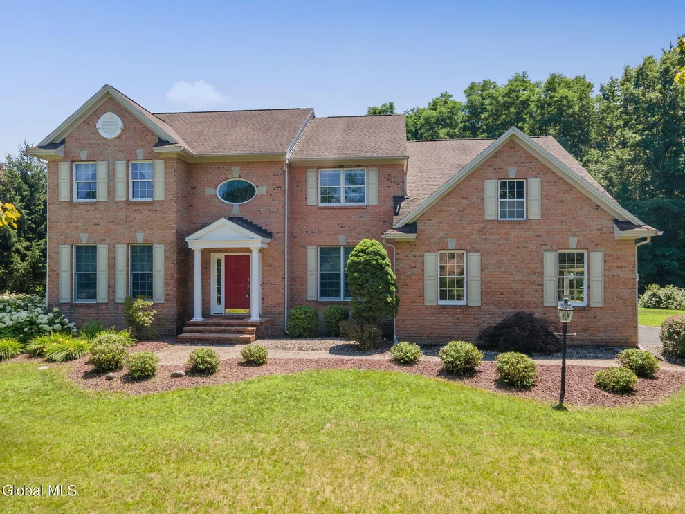 Unit for sale at 214 Bell Court, Guilderland, NY 12303