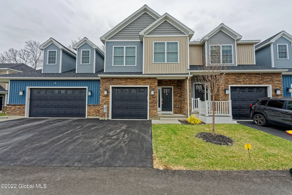Unit for sale at 38 Stacey Way, North Greenbush, NY 12180