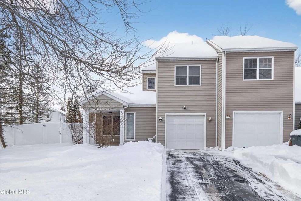 Unit for sale at 7 Cindy Way, Cohoes, NY 12047