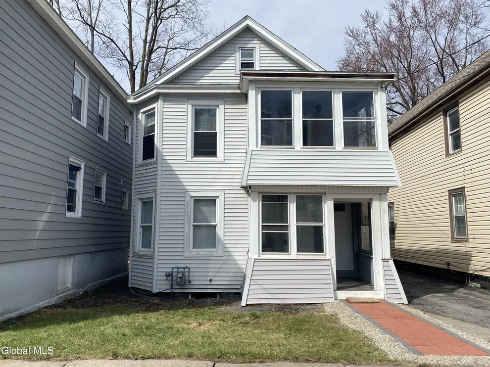 Unit for sale at 885 Yorkston Street, Schenectady, NY 12303