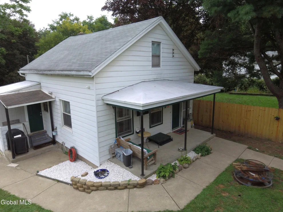 Unit for sale at 612 Pawling Avenue, Troy, NY 12180