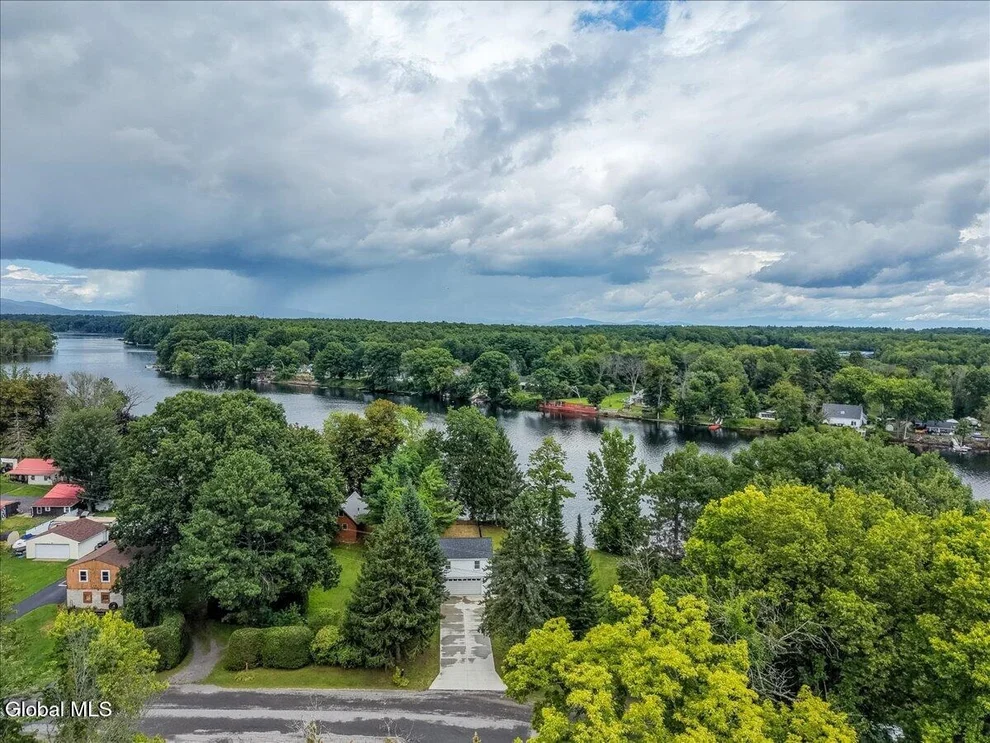 Unit for sale at 5 Old Bend Road, Moreau, NY 12828