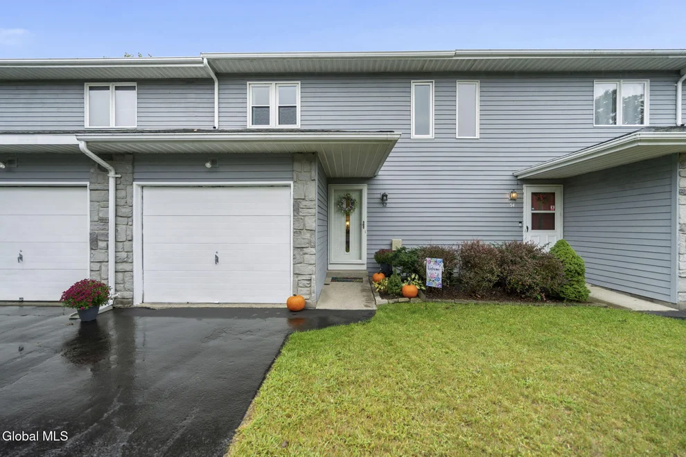 Unit for sale at 52 Velina Drive, Guilderland, NY 12203